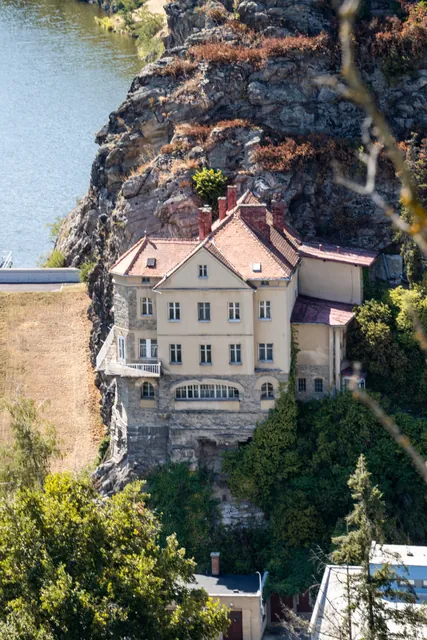 Dům ve skále nad Dyjí